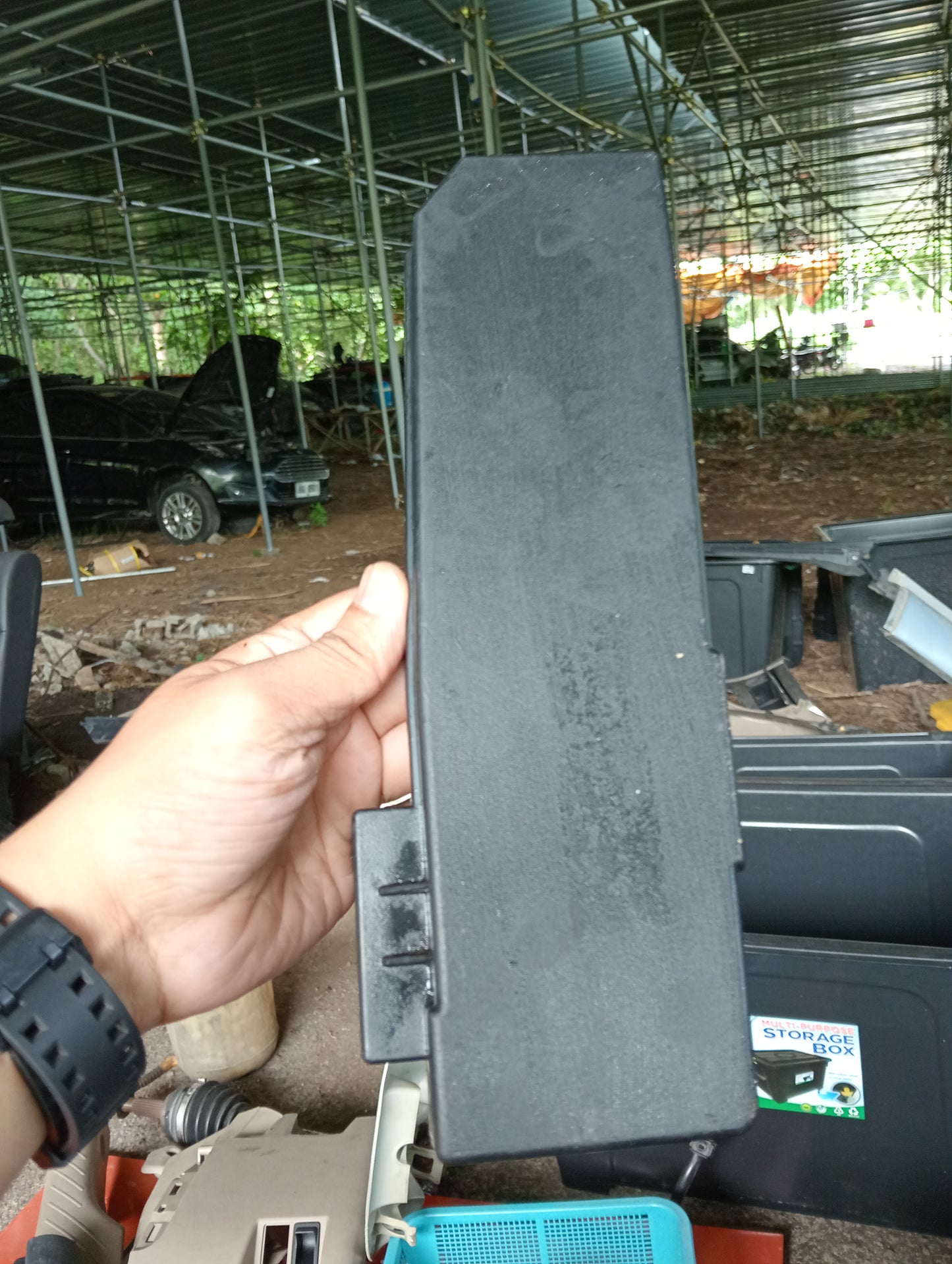 Ford Escape | 2.3 | Fuse Box Cover