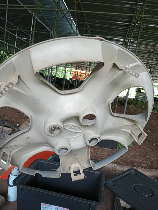 Ford Escape | 2.3 | Mags Cover