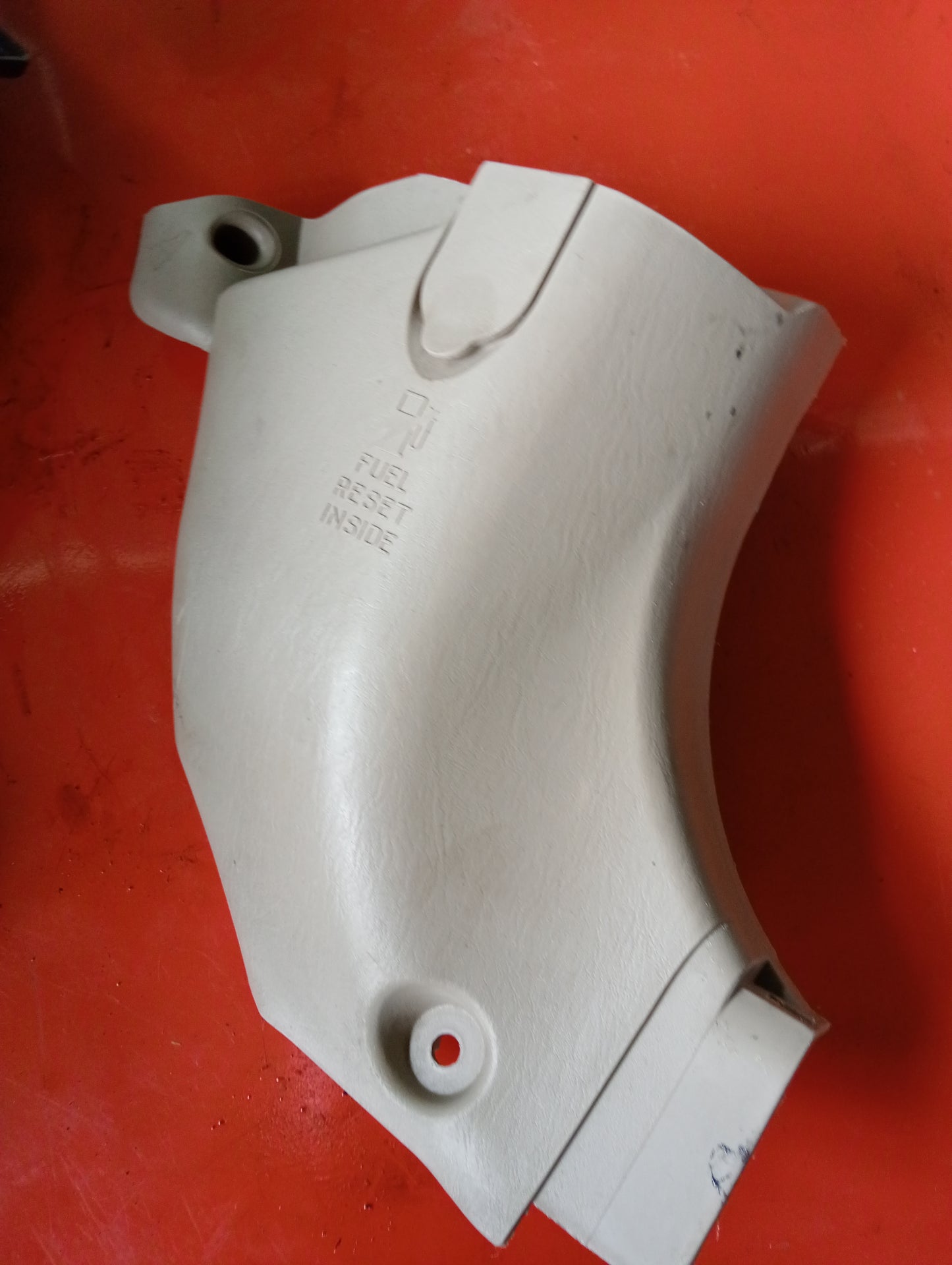 Ford Escape | 2.3 | Lower Kick Panel