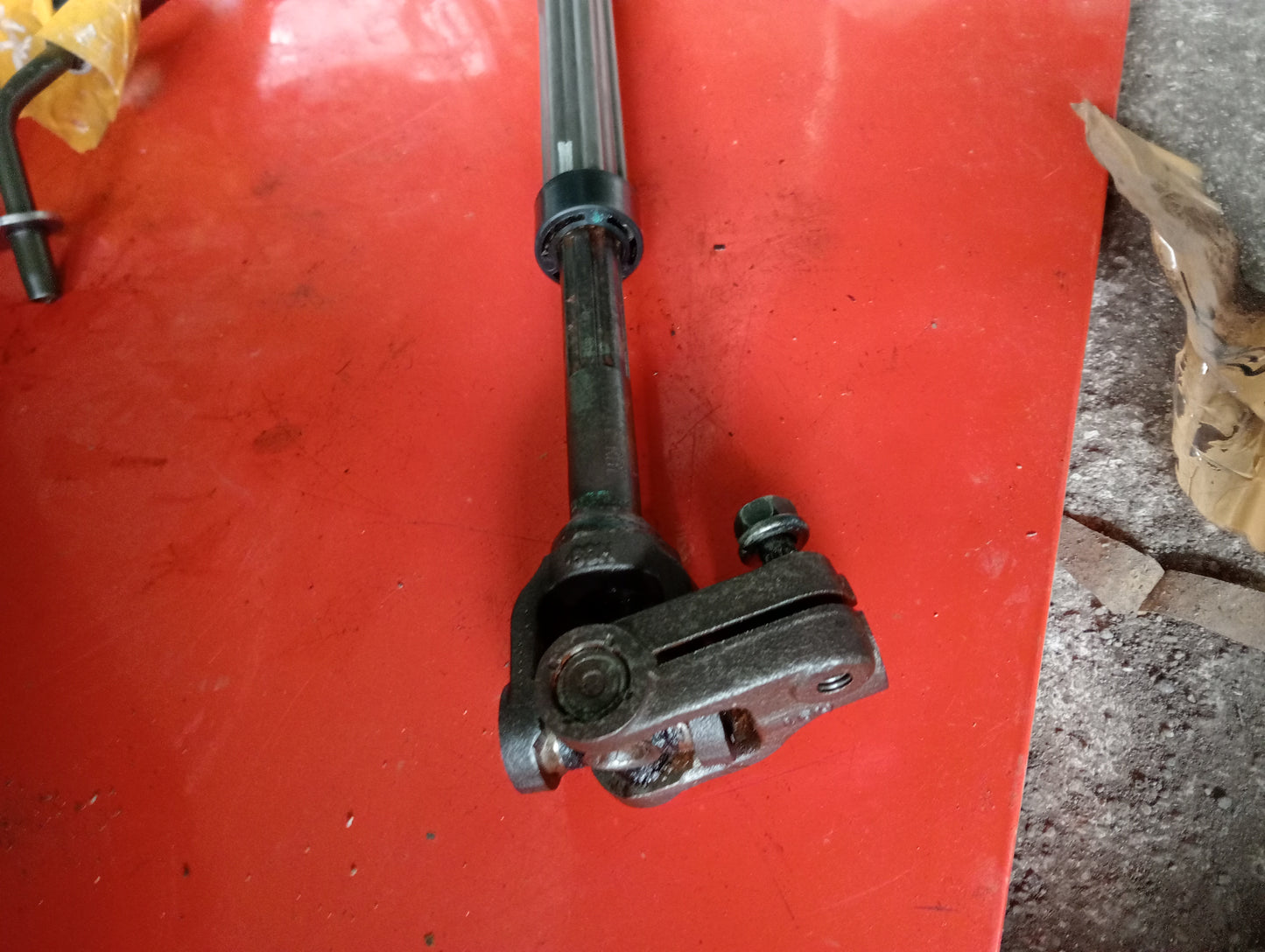 Hyundai Accent | Steering Column Intermediate