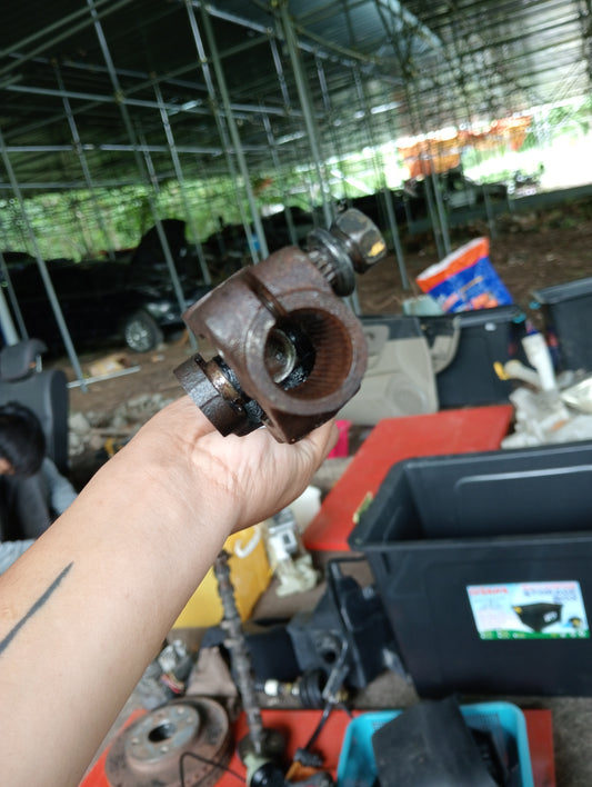 Hyundai Accent | Steering Column Intermediate