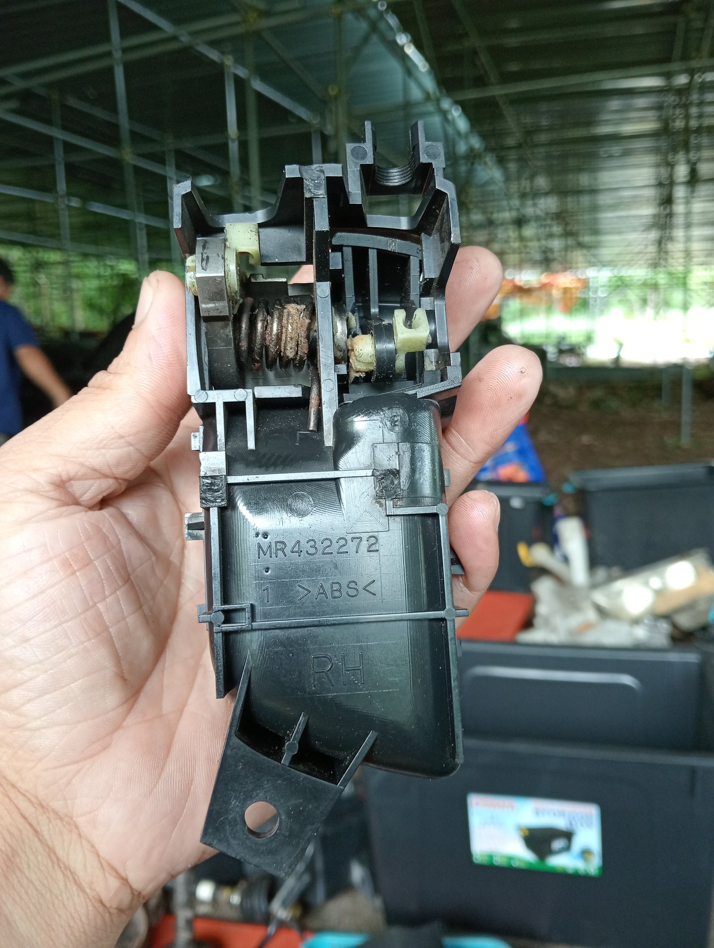 Pajero | Front Passenger Side Inner Door Handle