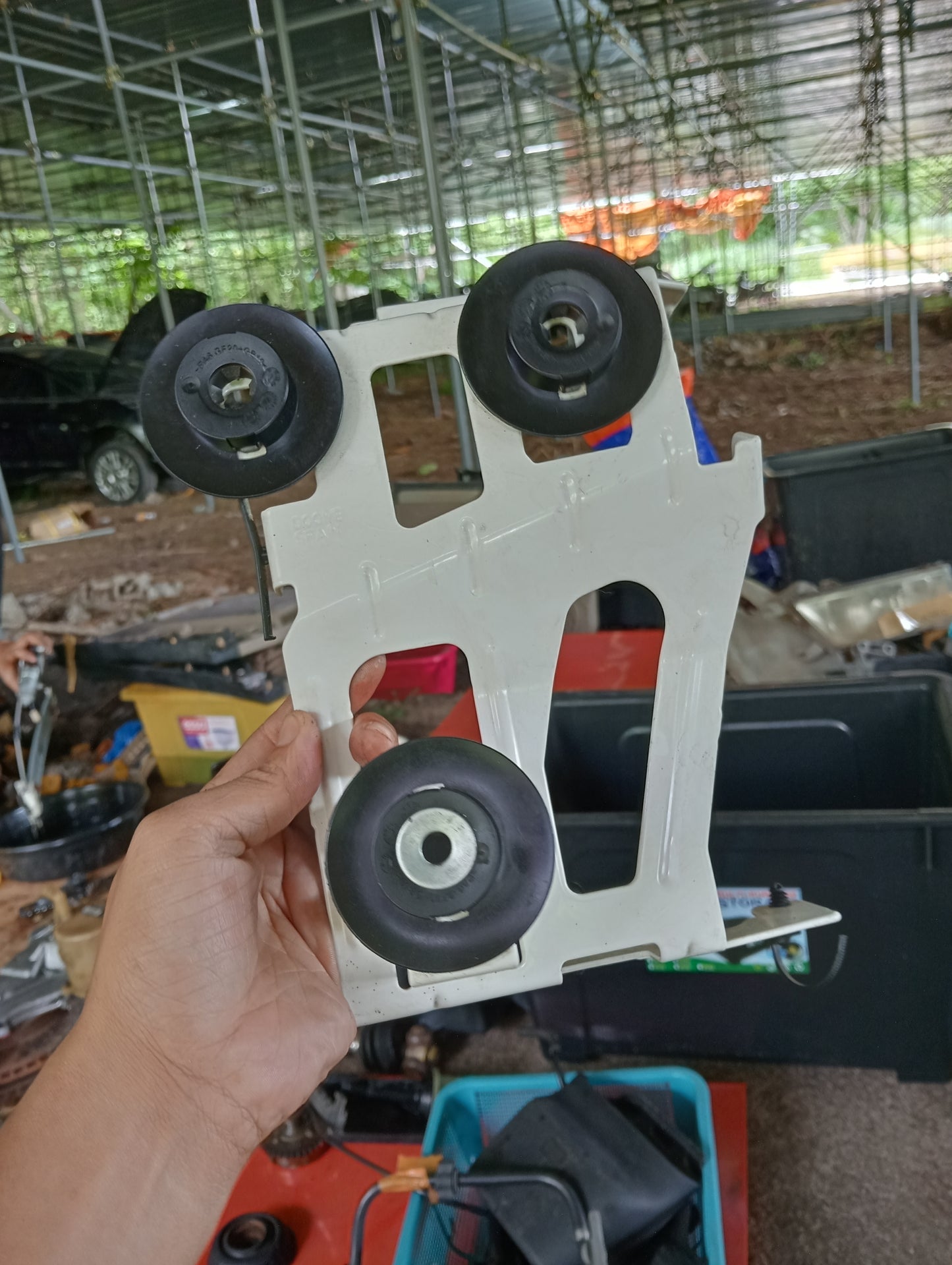 Ford Focus | 2.0 | Mounting