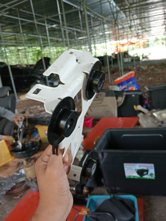 Ford Focus | 2.0 | Mounting