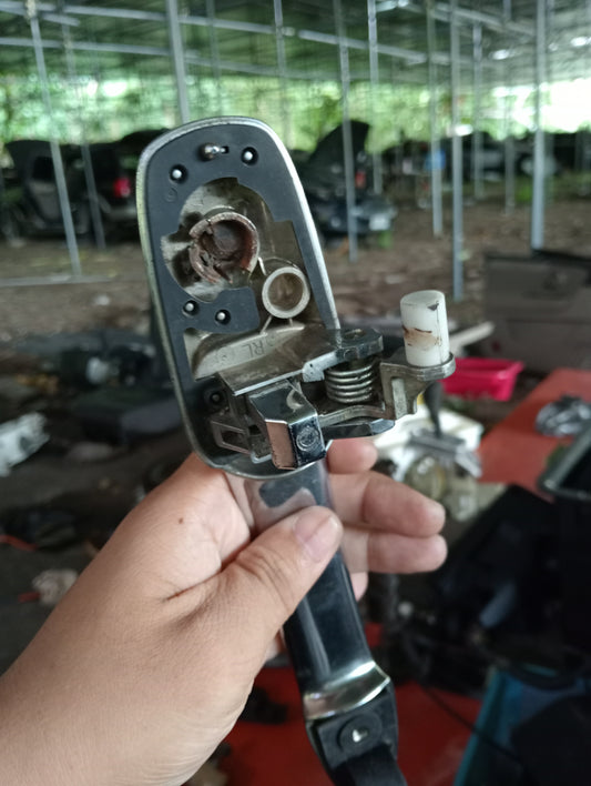 Ford Everest | Gen2 | Rear Driver Outer Door Handle