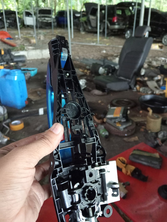 Chevrolet | Trailblazer | 2011 | Rear Driver Side Outer Door Handle