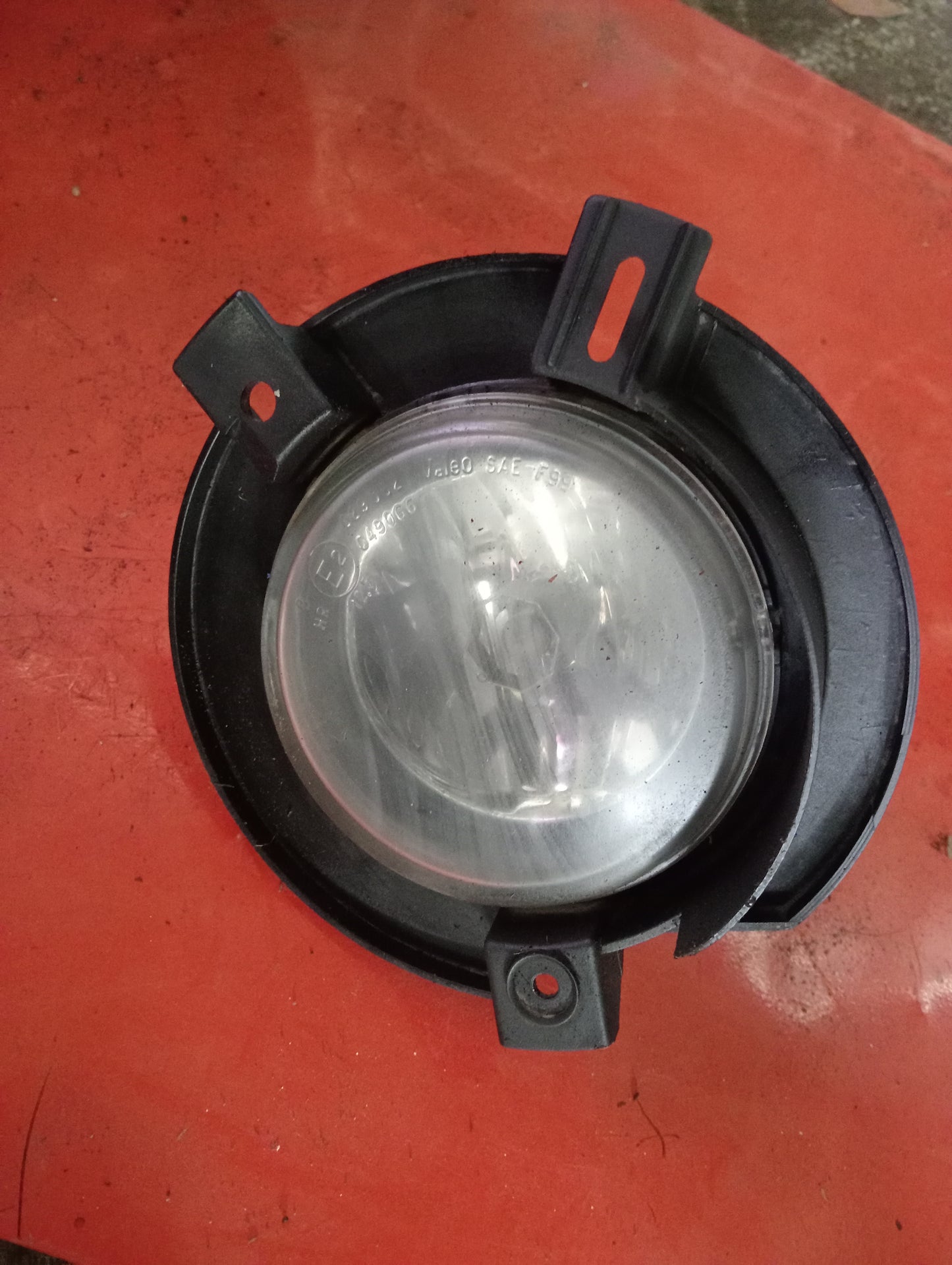 Ford Explorer | Eddie Bauer | Fog Light Passenger Side