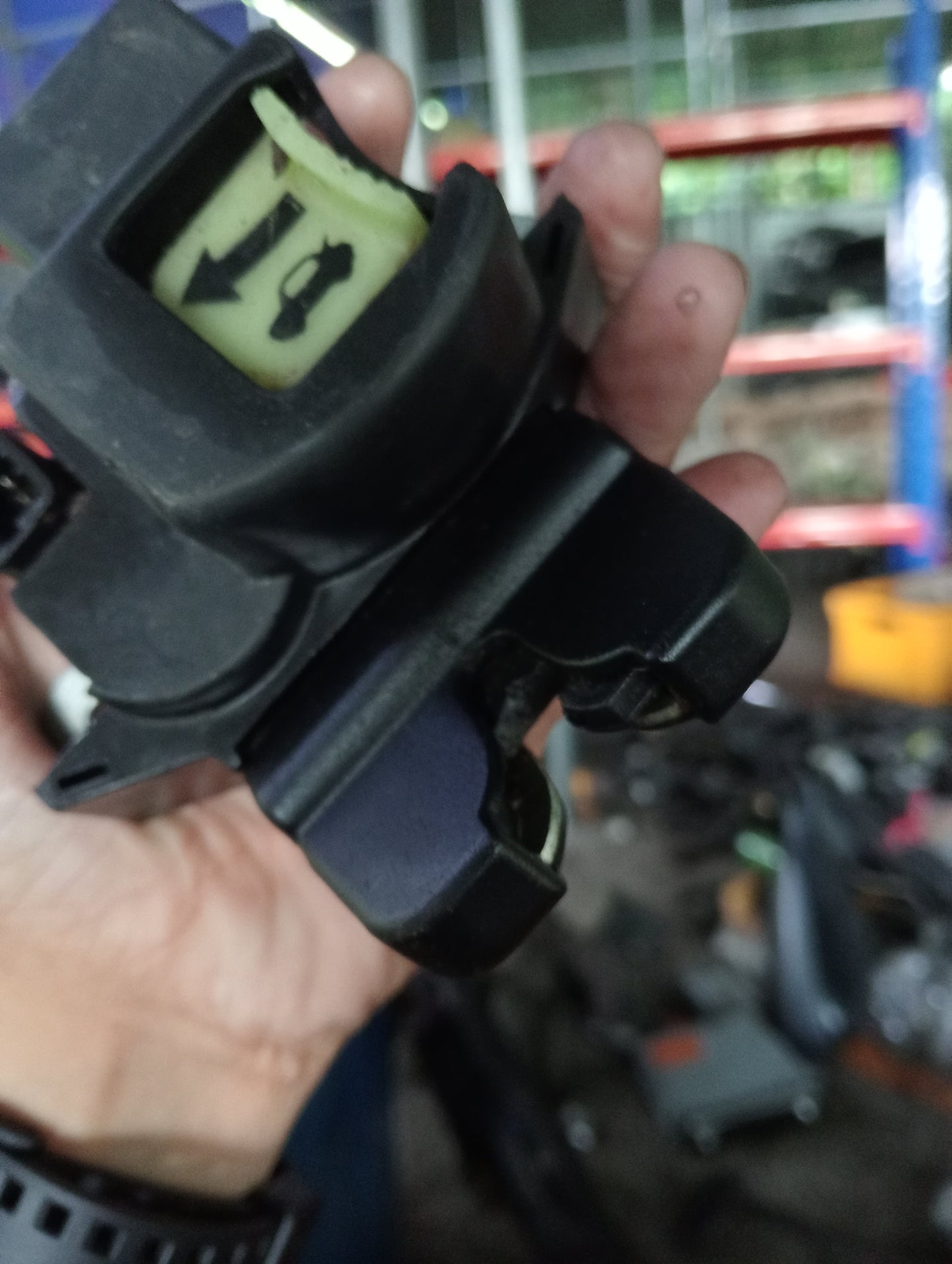 Ford Escape | 2.3 | Trunk Lock Actuator
