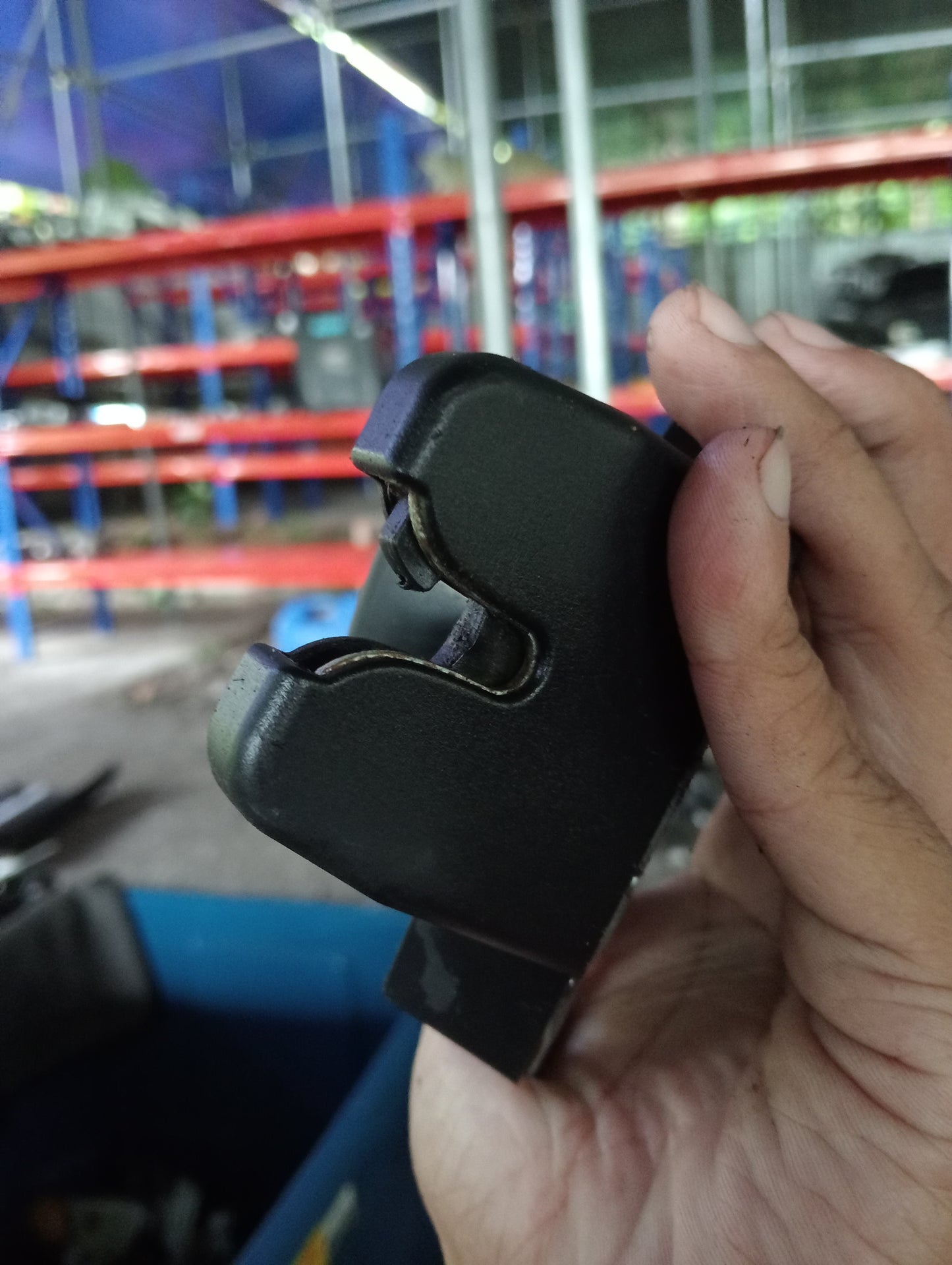 Ford Escape | 2.3 | Trunk Lock Actuator