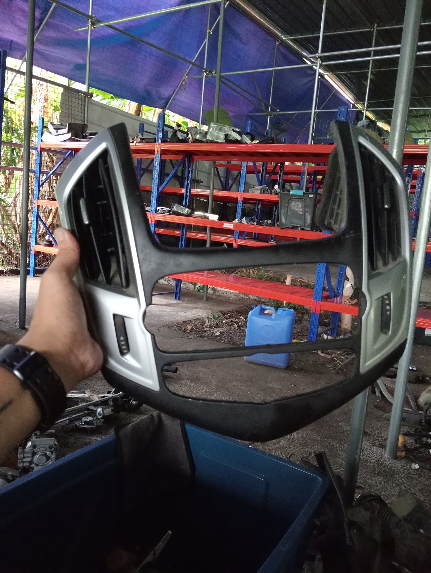 Chevrolet Cruze | Center Frame Cover With Ac Vents