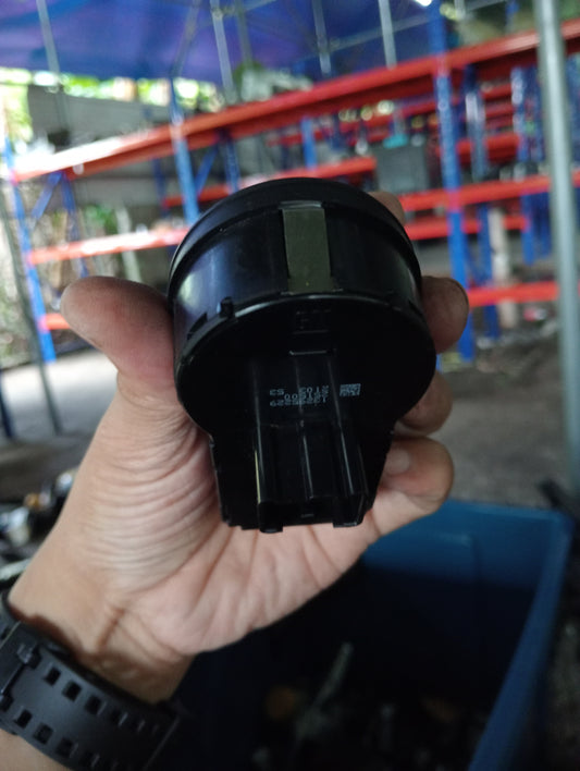 Chevrolet Cruze | Fog Light Switch