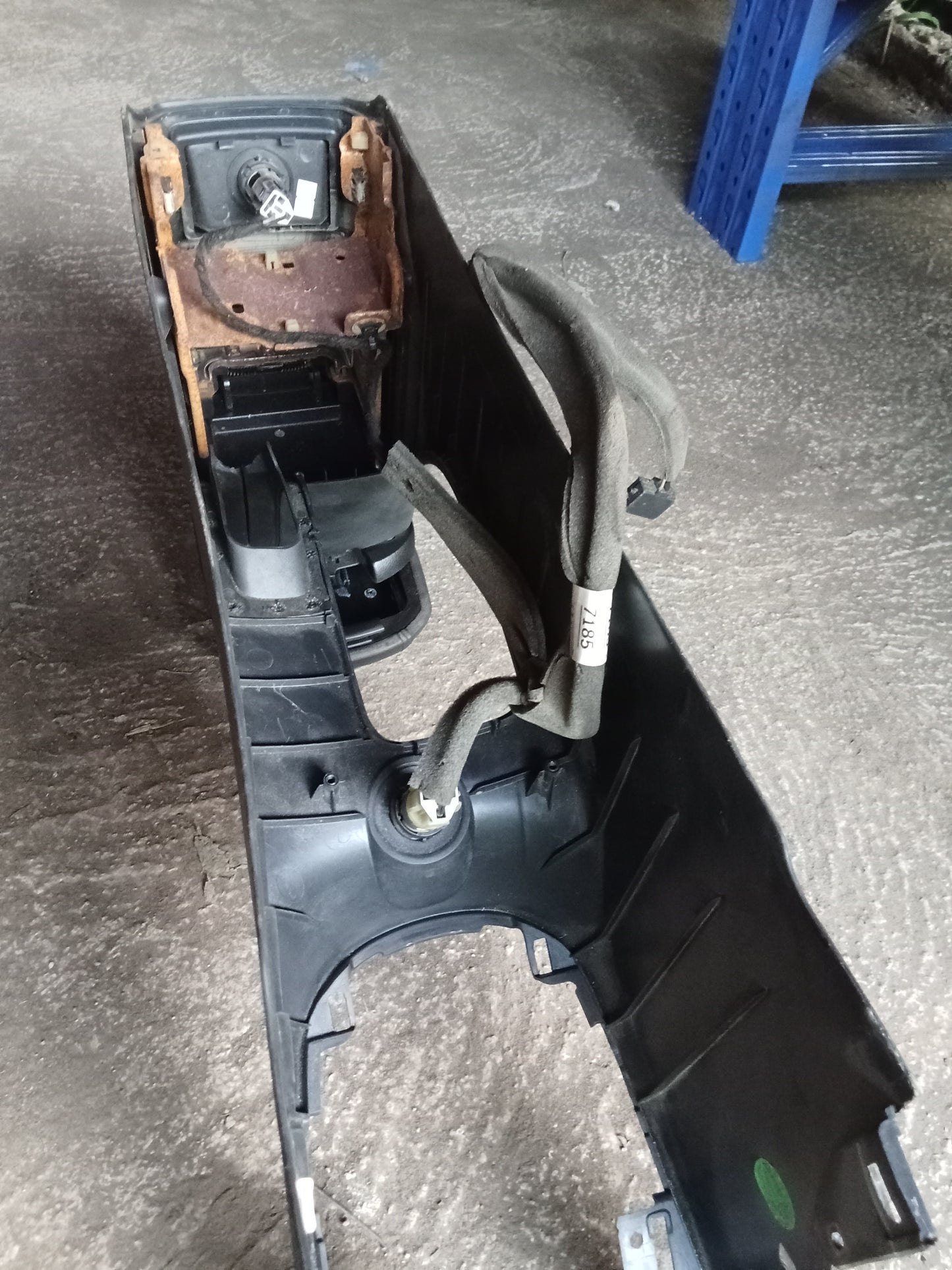 Chevrolet Cruze | Arm Rest Assembly