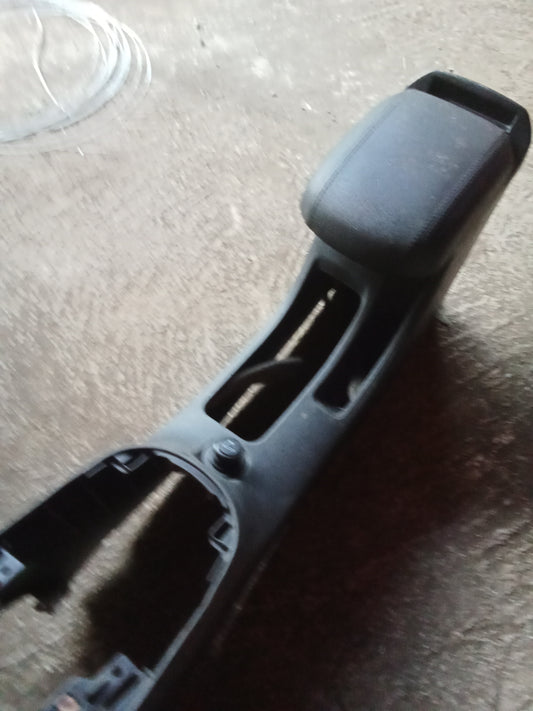 Chevrolet Cruze | Arm Rest Assembly