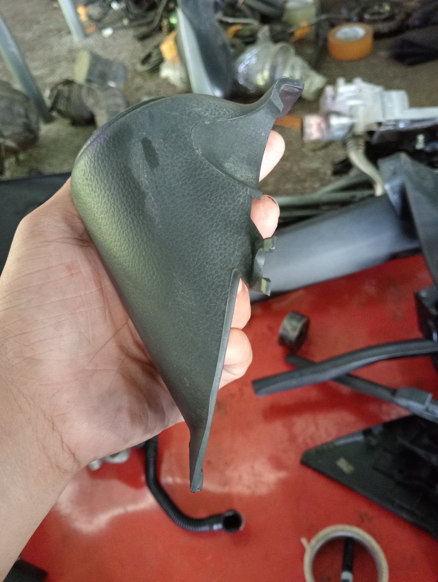 Chevrolet Cruze | Ignition Switch Cover