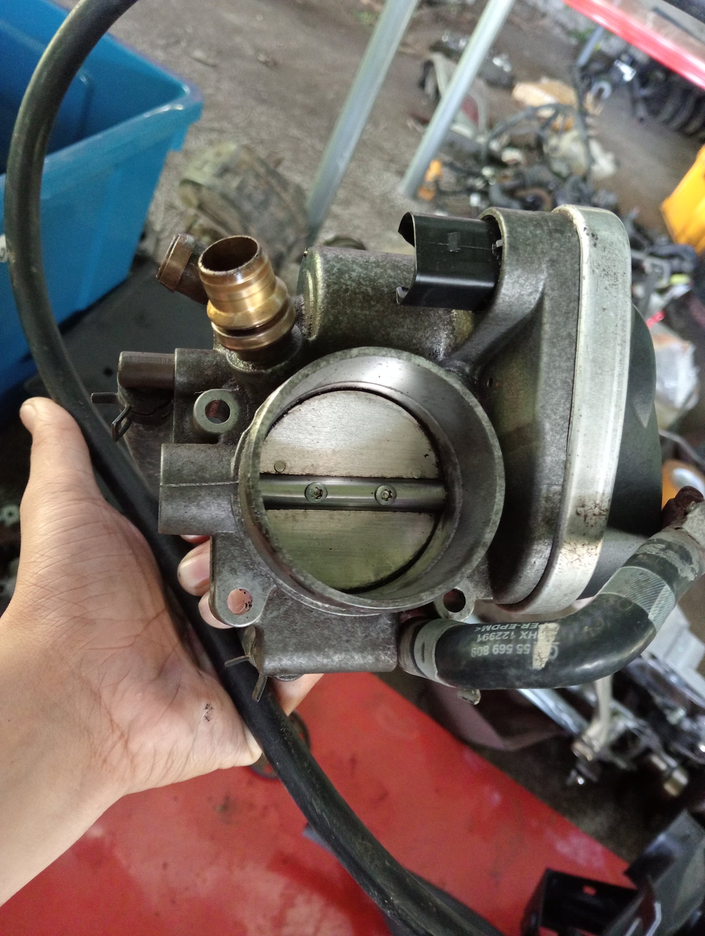 Chevrolet Cruze | Throttle Body (With Hose)