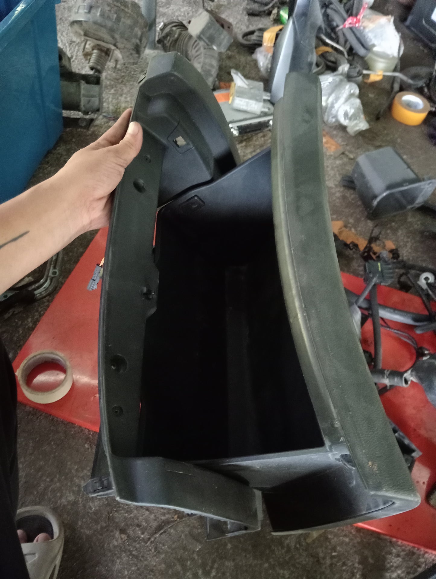 Chevrolet Cruze | Glove Box