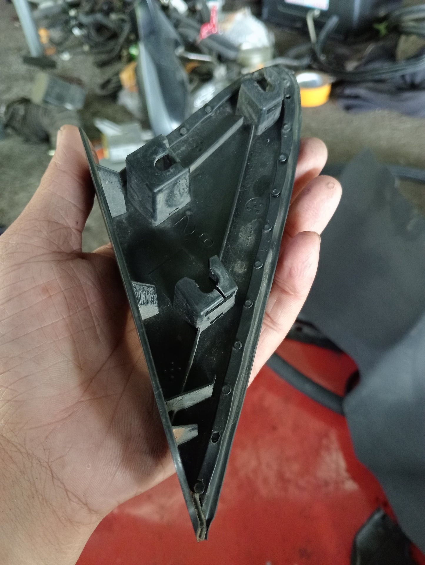 Chevrolet Cruze | Passenger Side Panel Cover