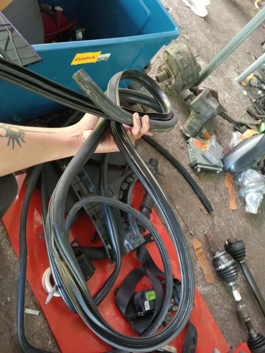 Hyundai Accent | 2016 | Body Mouldings Passenger Side