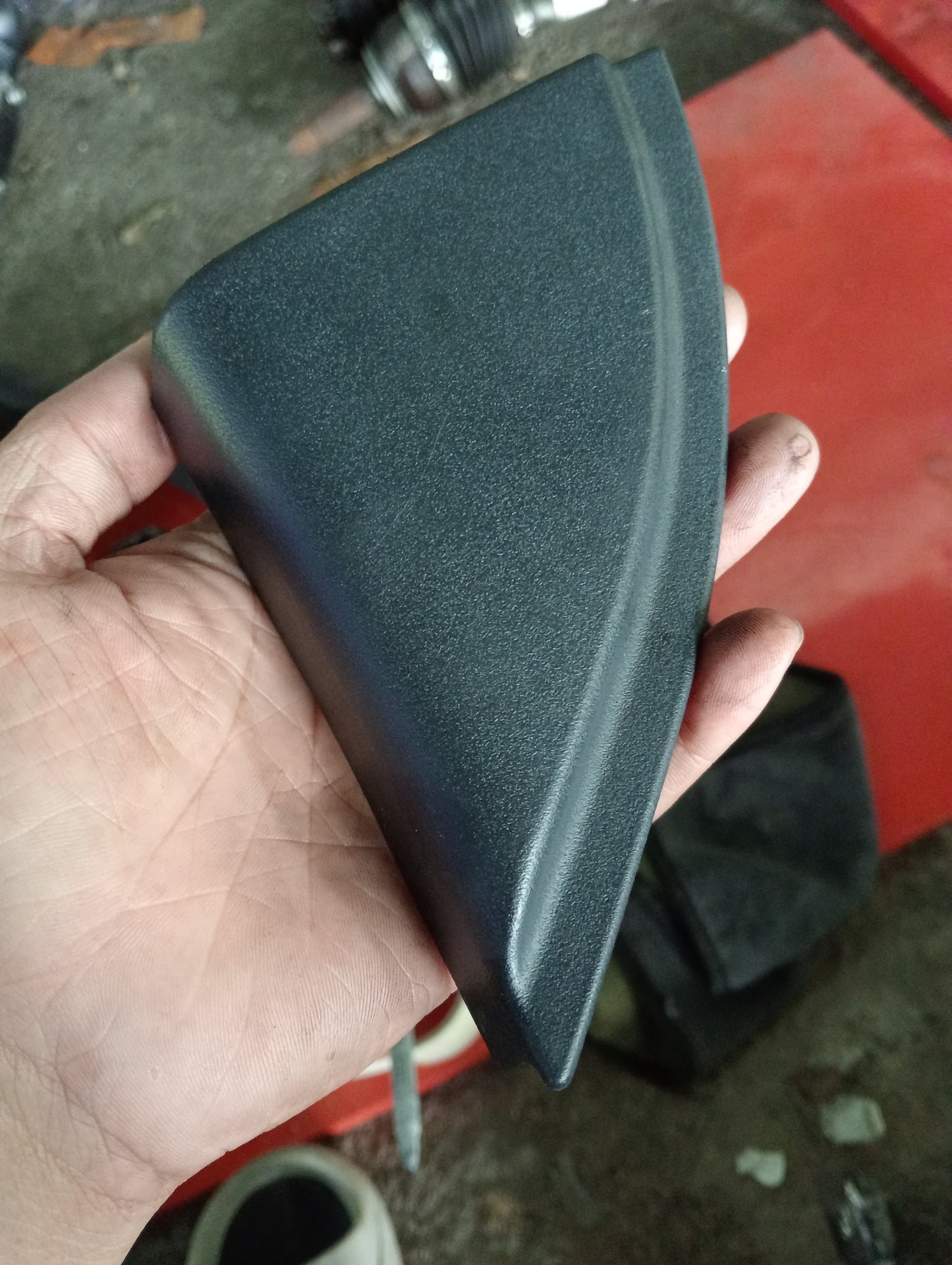 Toyota Vios | Superman | Passenger Side Garnish