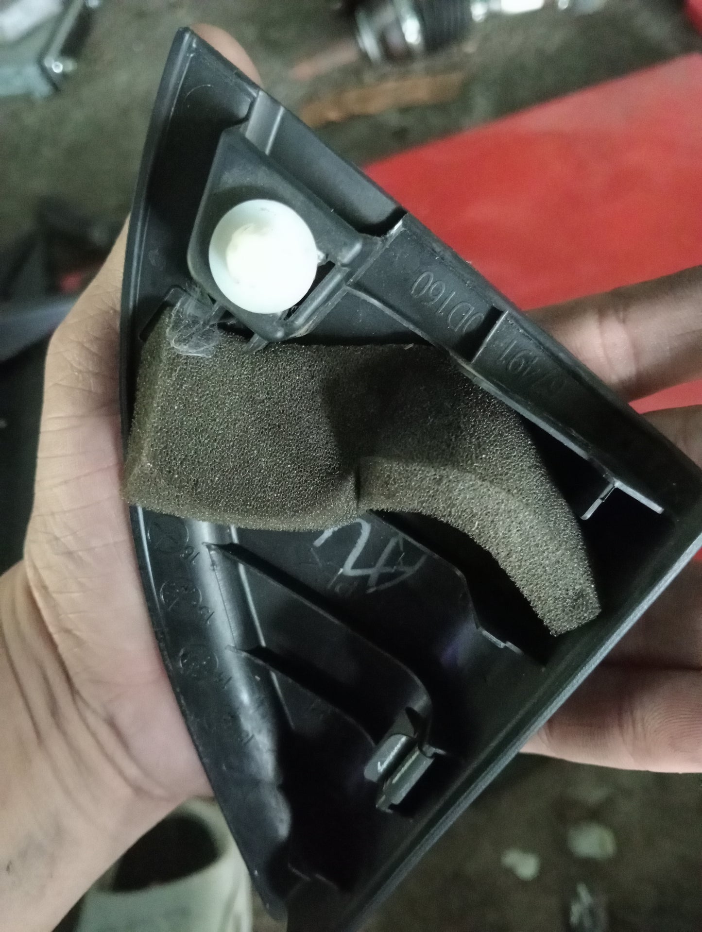 Toyota Vios | Superman | Passenger Side Garnish