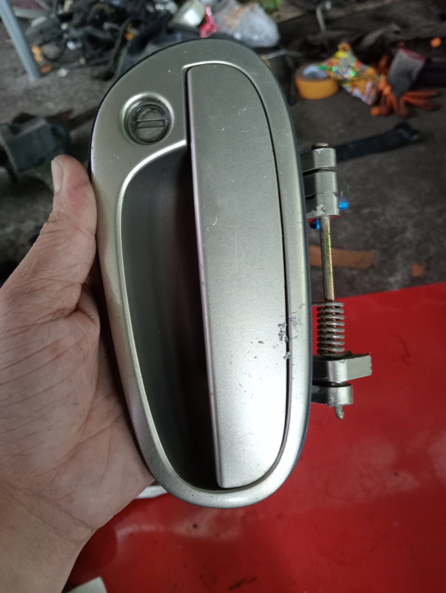 Chevrolet Optra | 1.6 | Front Driver Side Outer Door Handle With Key Hole