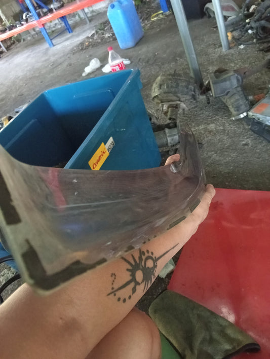 Chevrolet Optra | 1.6 | Front Passenger Rain Visor