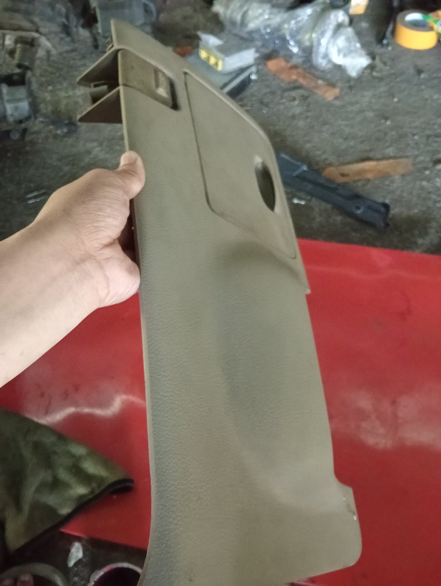 Chevrolet Optra | 1.6 | Driver Side Lower Dashboard Cover