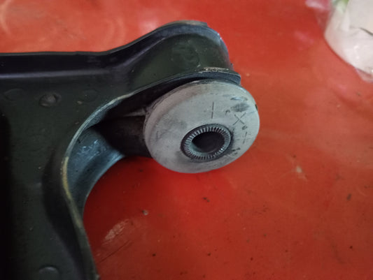 Chevrolet Optra | 1.6 | Lower Arm Driver Side