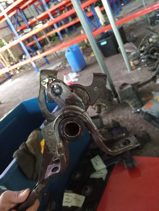 Chevrolet Optra | 1.6 | Hand Brake Assy