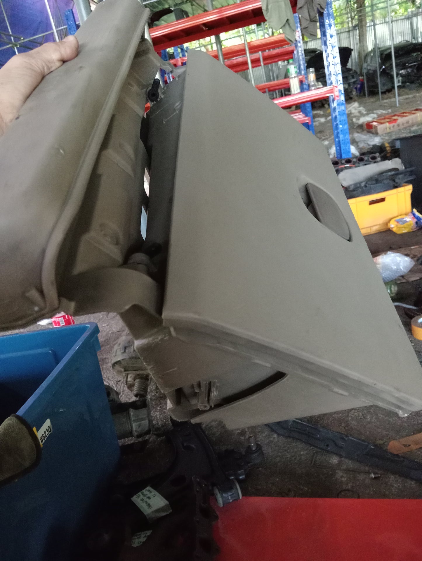 Chevrolet Optra | 1.6 | Glove Box