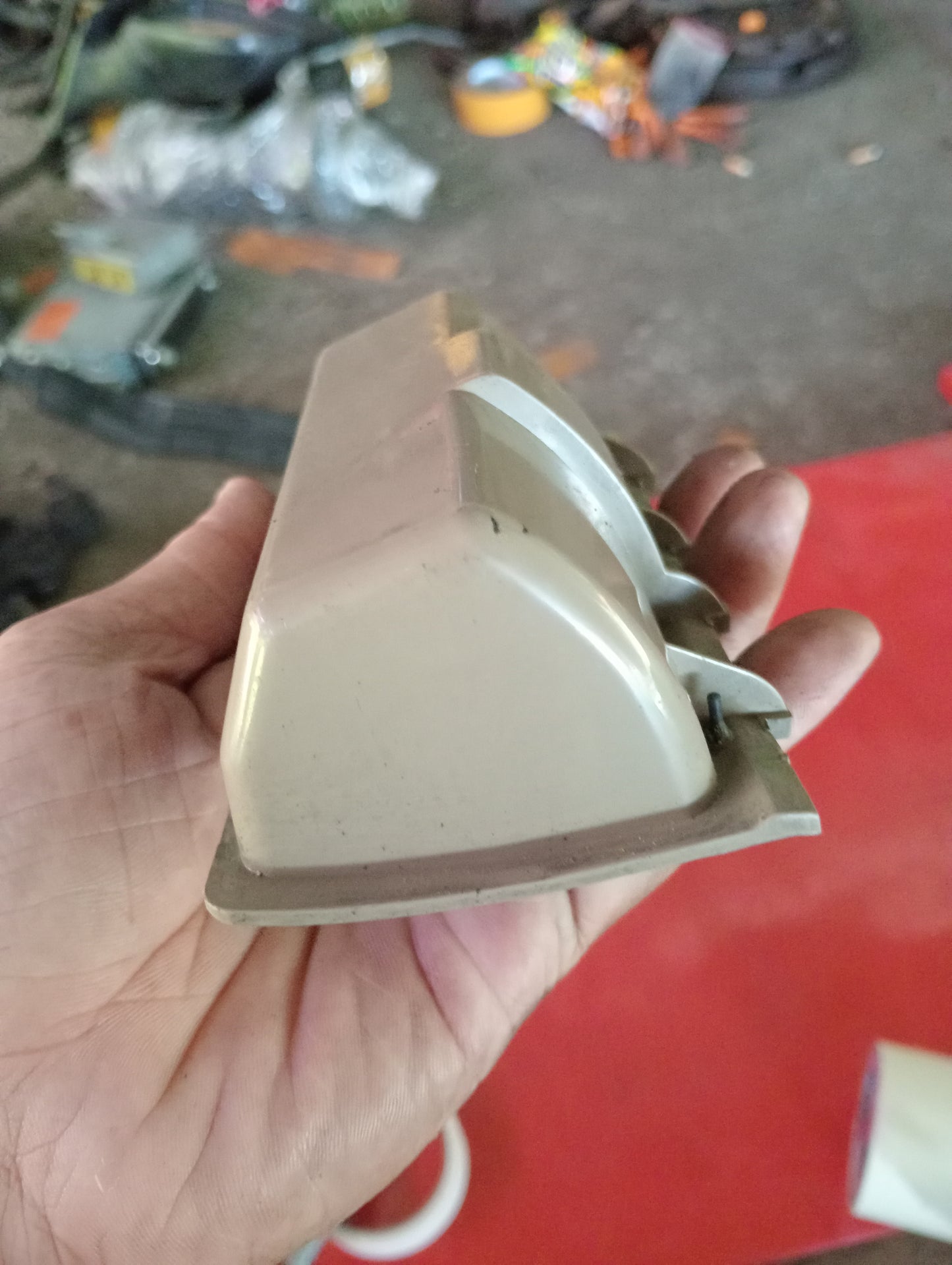 Chevrolet Optra | 1.6 | Coin Holder