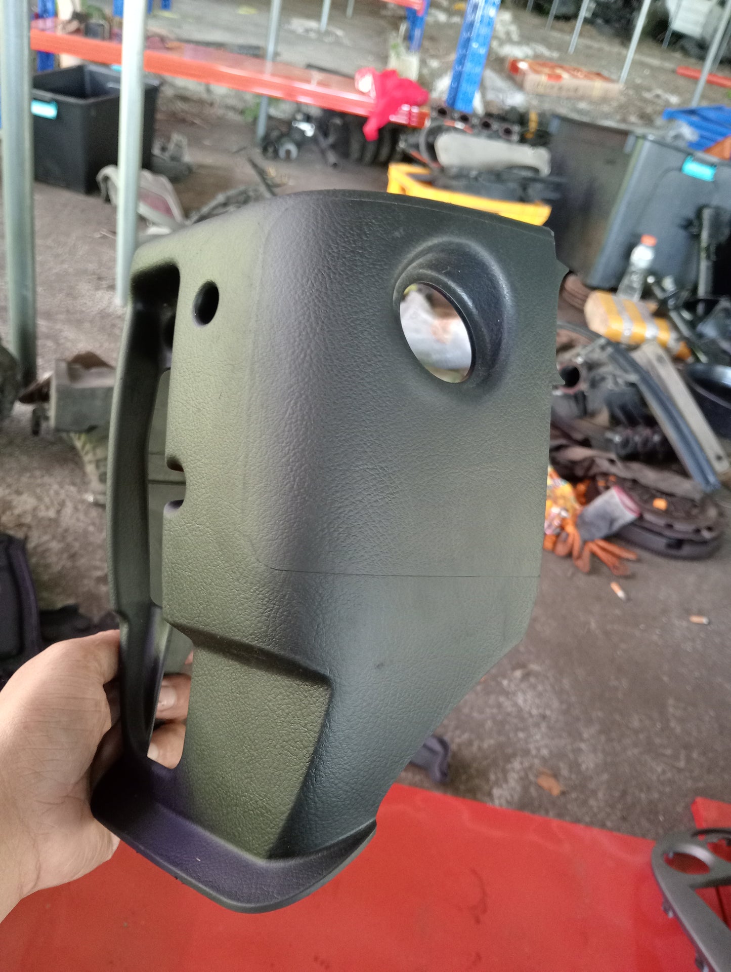 Chevrolet Optra | 1.6 | Lower Steering Cover