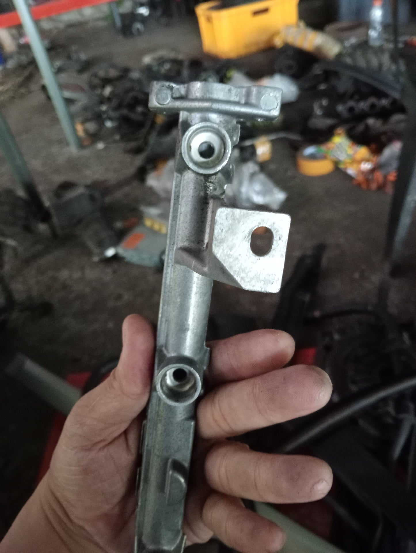 Chevrolet Optra | 1.6 | Fuel Injector