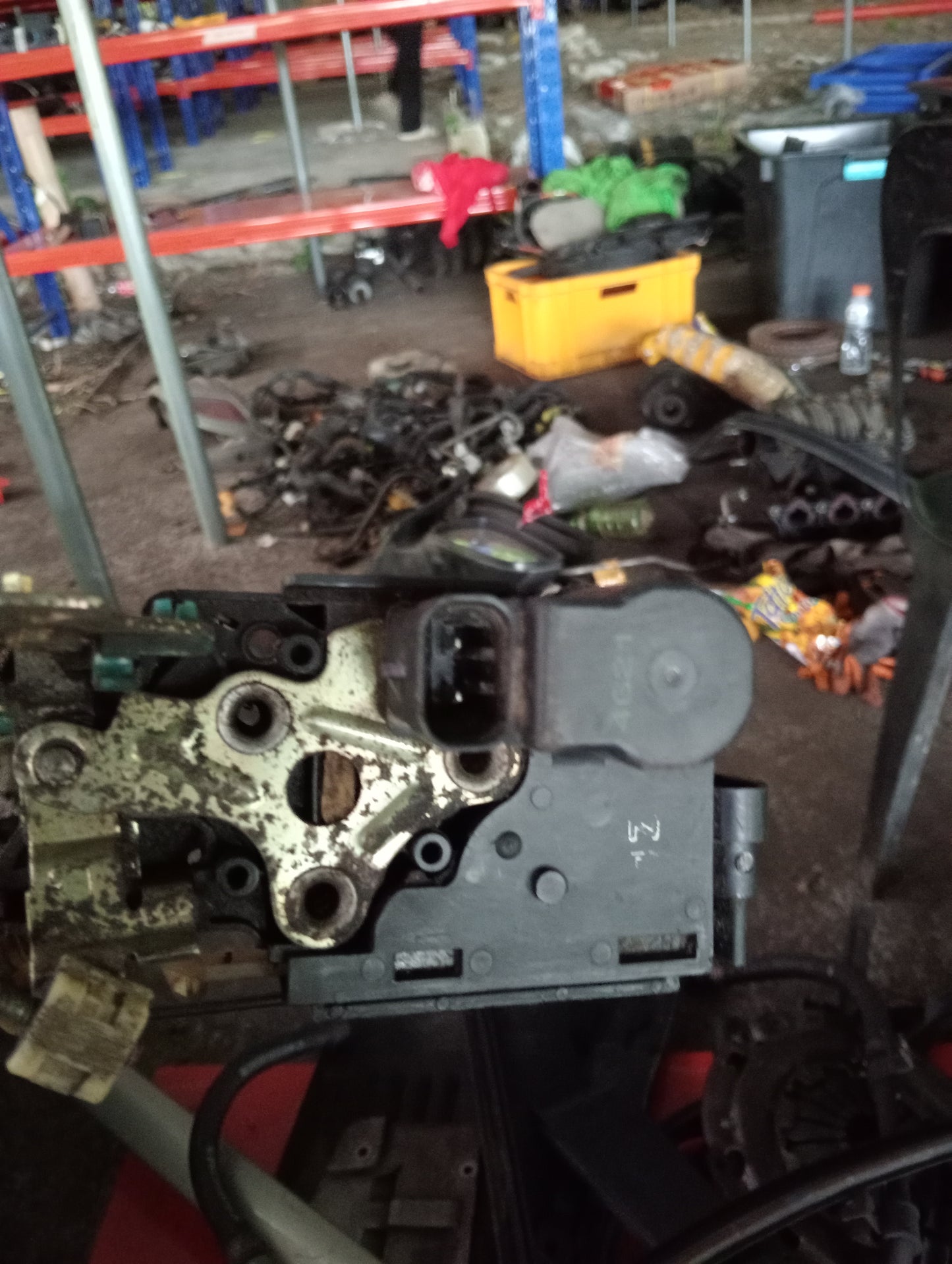 Chevrolet Optra | 1.6 | Actuator Lock Rear Driver Side