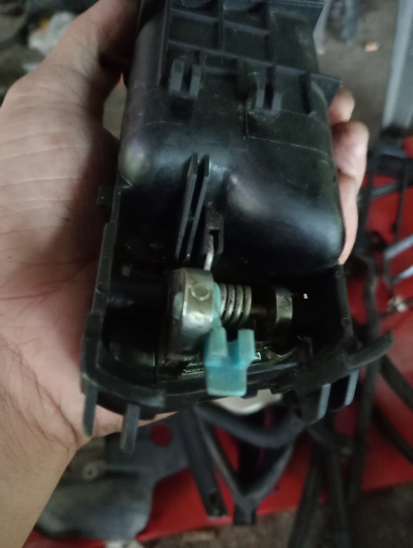 Chevrolet Optra | 1.6 | Inner Door Handle Driver Side