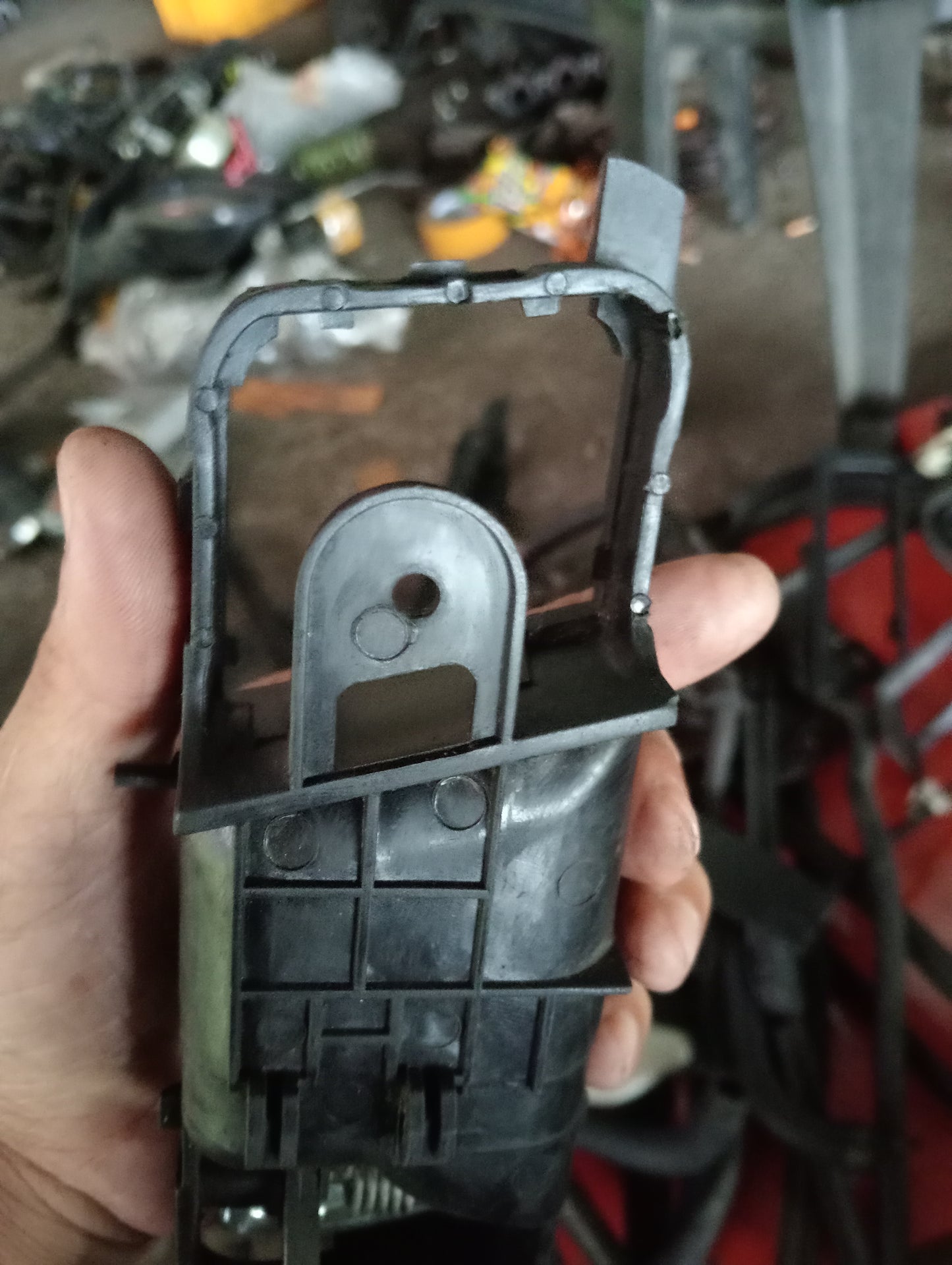 Chevrolet Optra | 1.6 | Inner Door Handle Driver Side