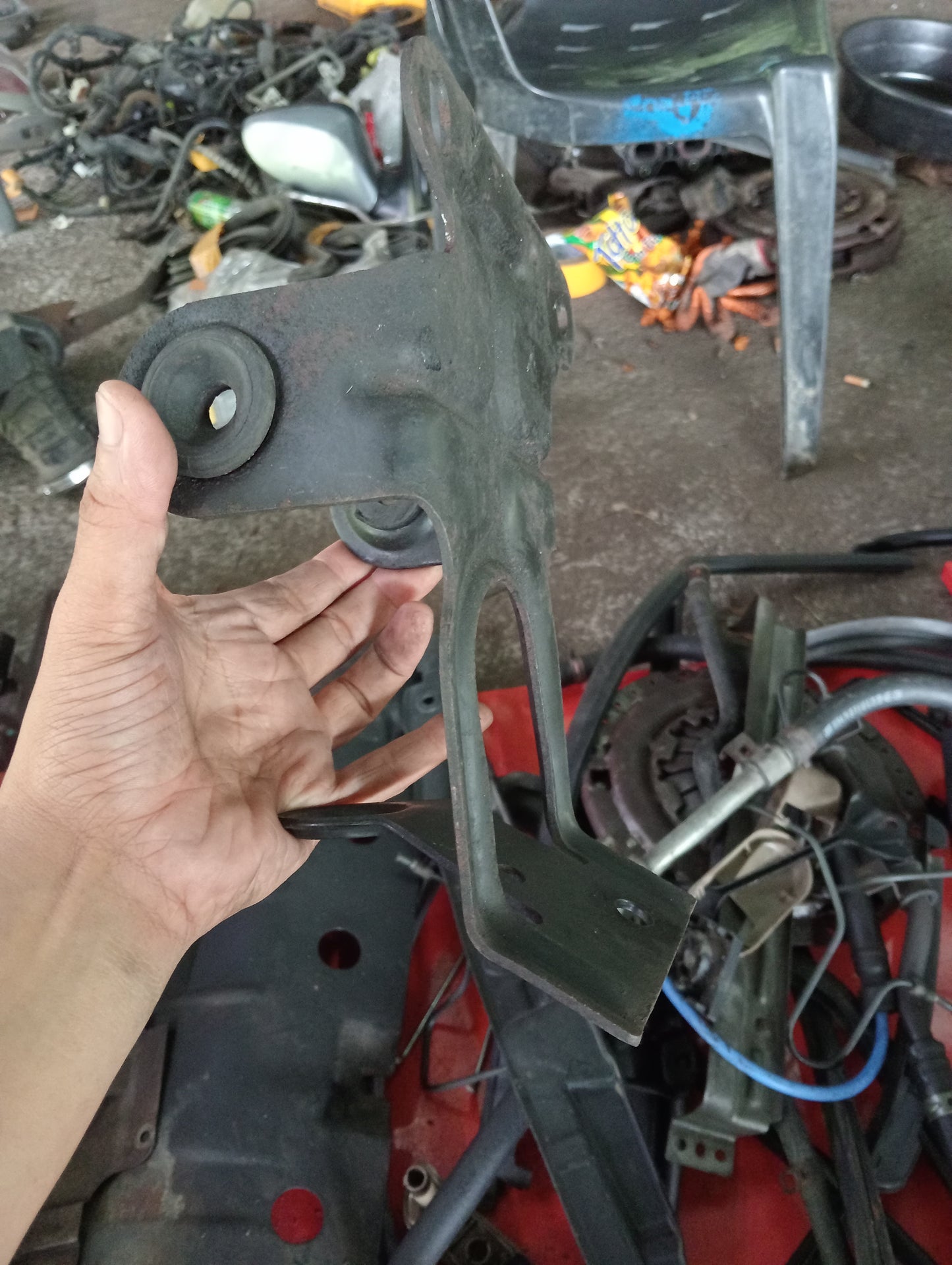 Chevrolet Optra | 1.6 | Engine Bracket