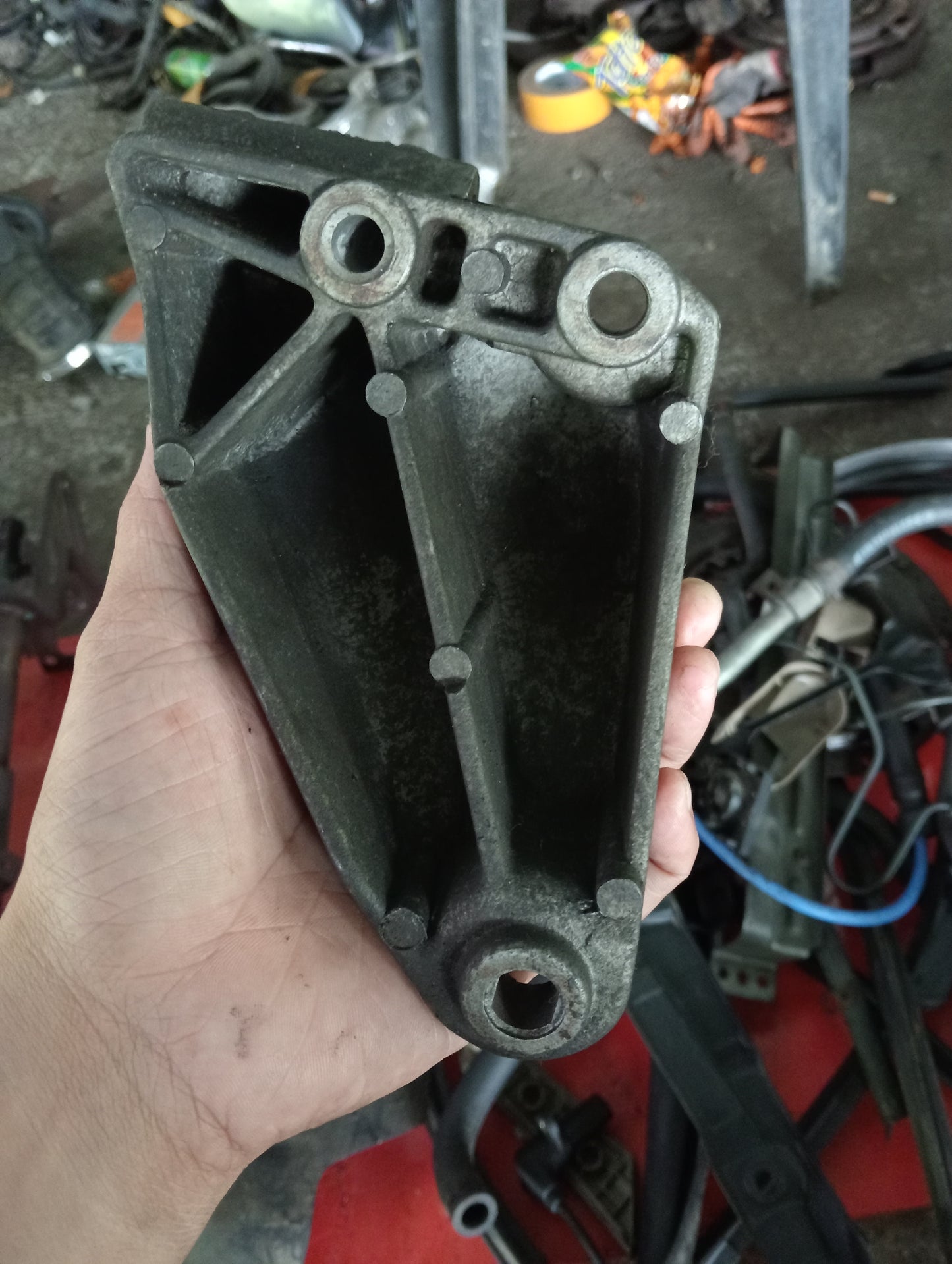 Chevrolet Optra | 1.6 | Engine Support