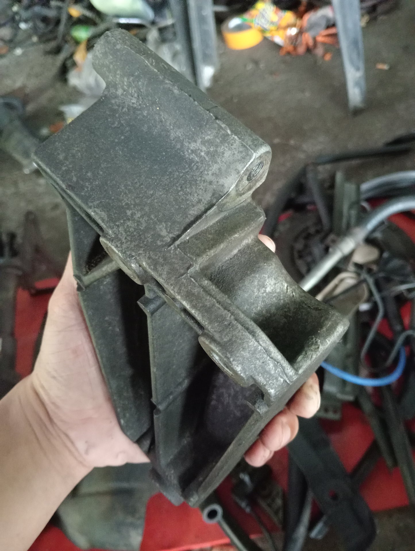 Chevrolet Optra | 1.6 | Engine Support