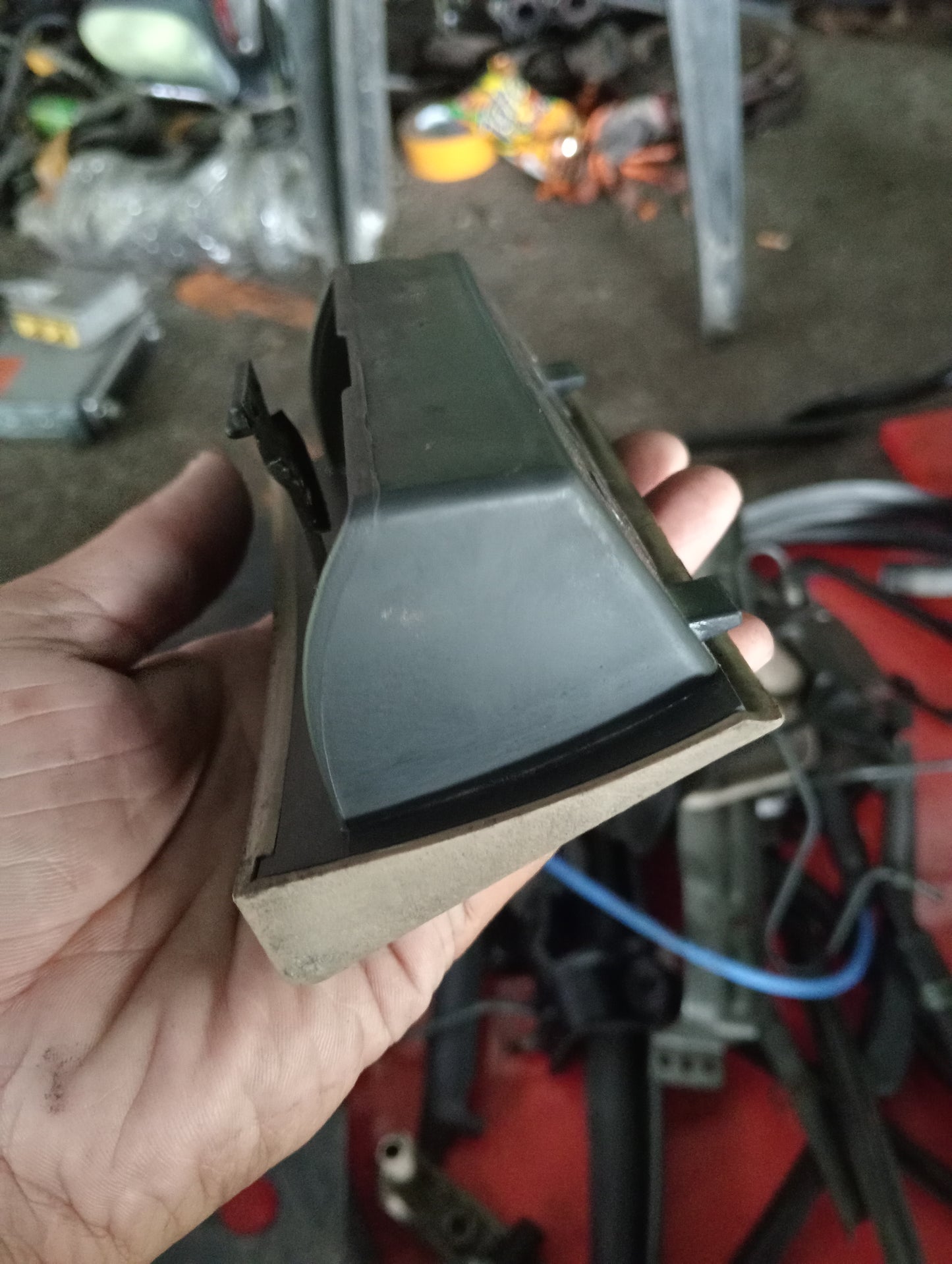 Chevrolet Optra | 1.6 | Coin Holder