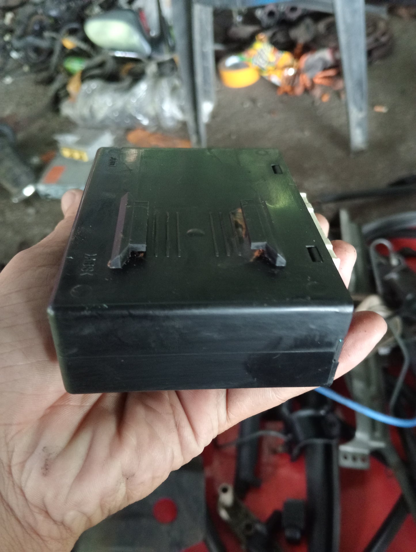 Chevrolet Optra | 1.6 | Entry Control Module (ECM)