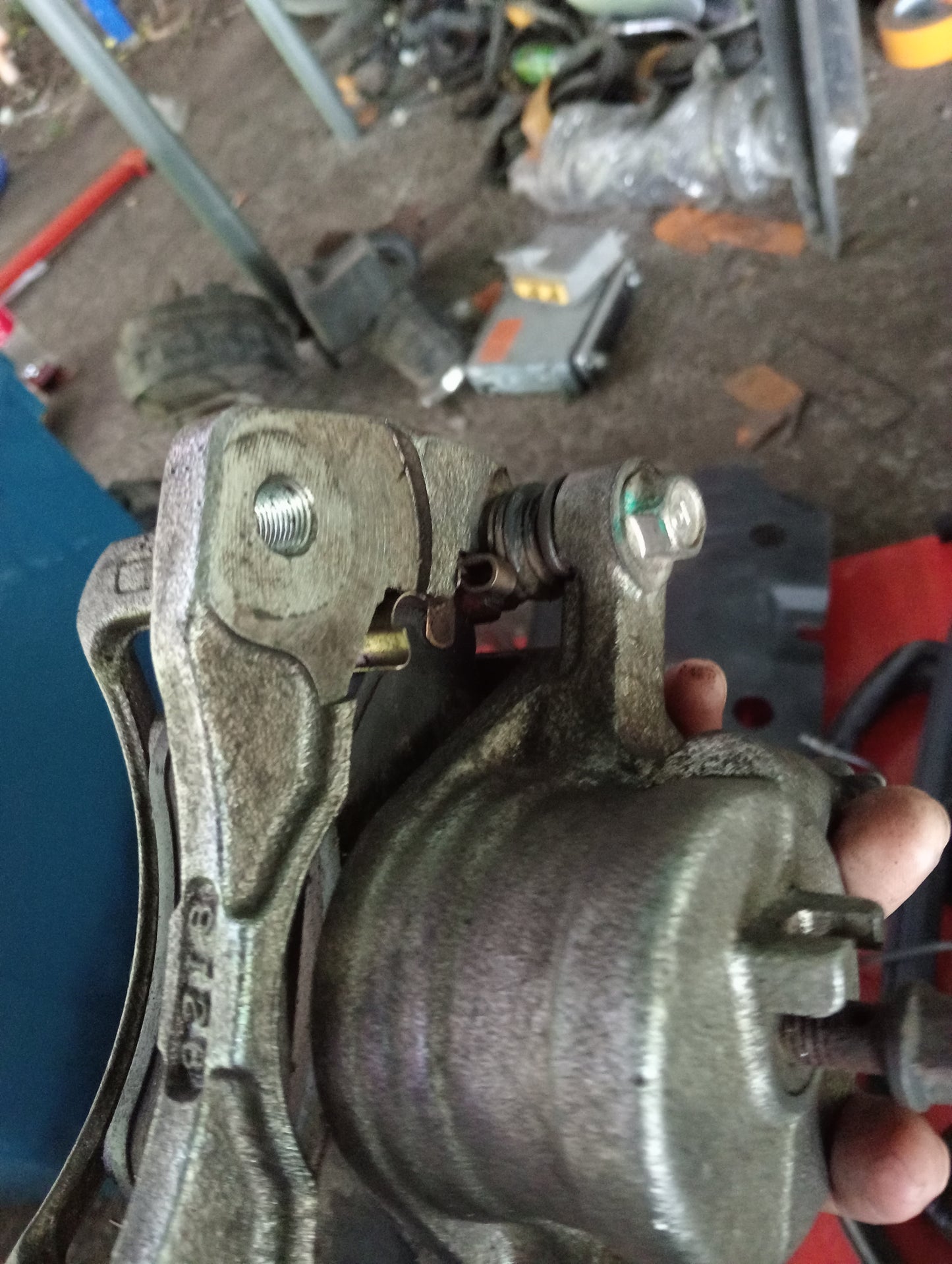 Chevrolet Optra | 1.6 | Brake Caliper