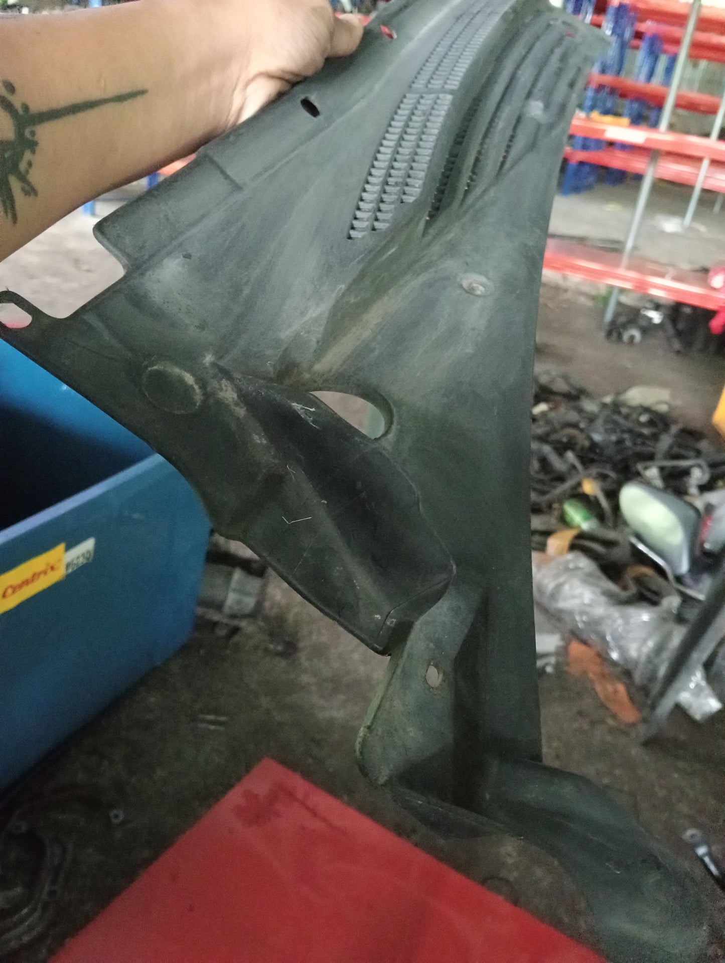 Chevrolet Optra | 1.6 | Cowl Cover Driver Side