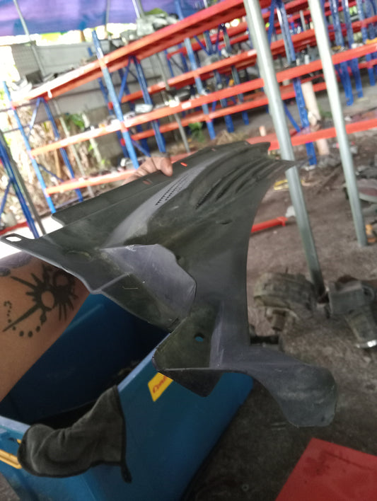 Chevrolet Optra | 1.6 | Cowl Cover Driver Side