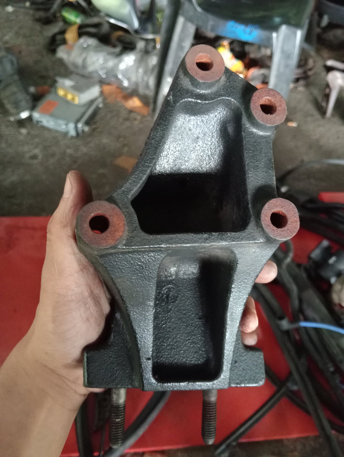 Chevrolet Optra | 1.6 | Engine Support Passenger Side