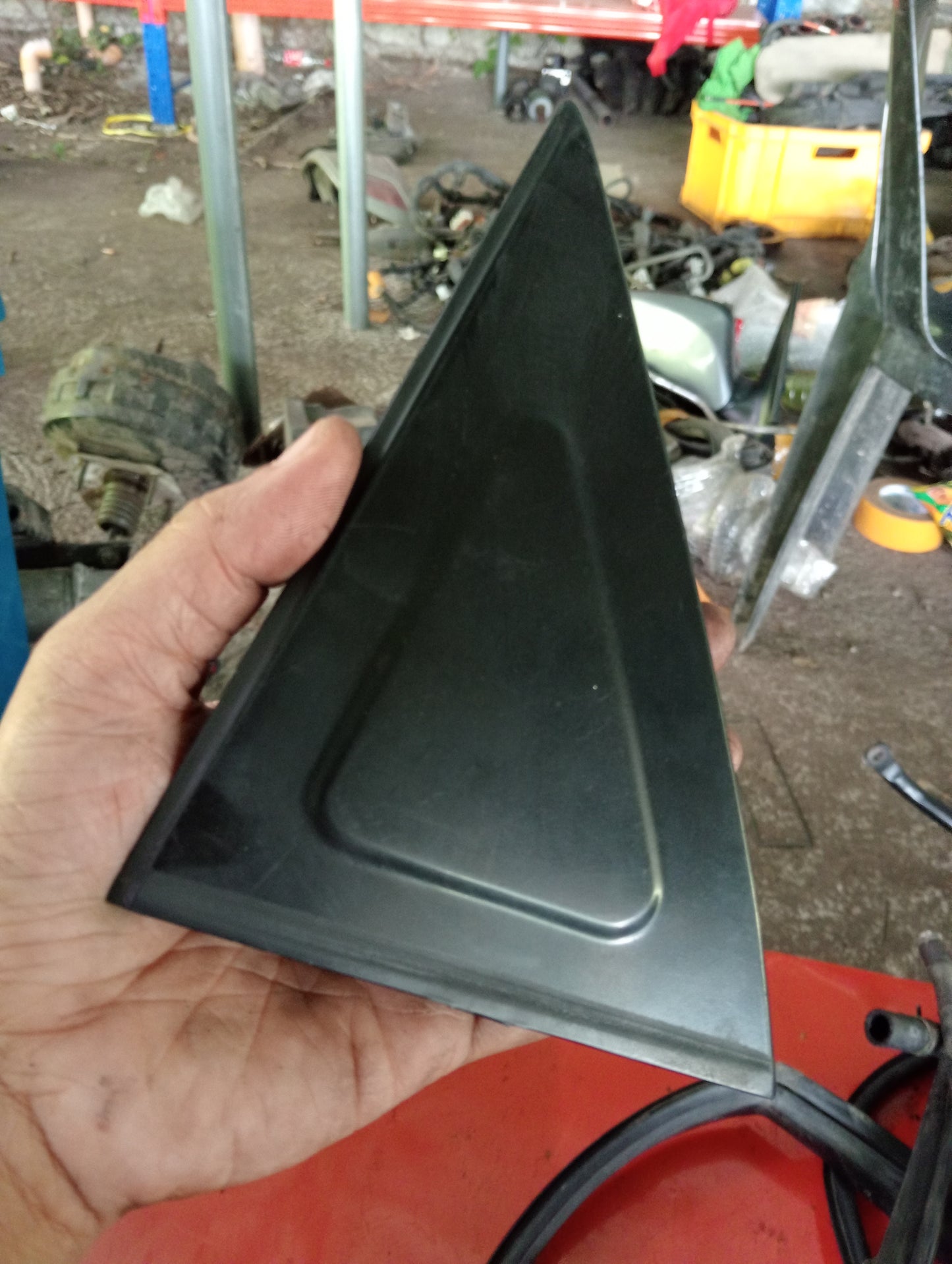 Chevrolet Optra | 1.6 | Door Garnish Driver Side