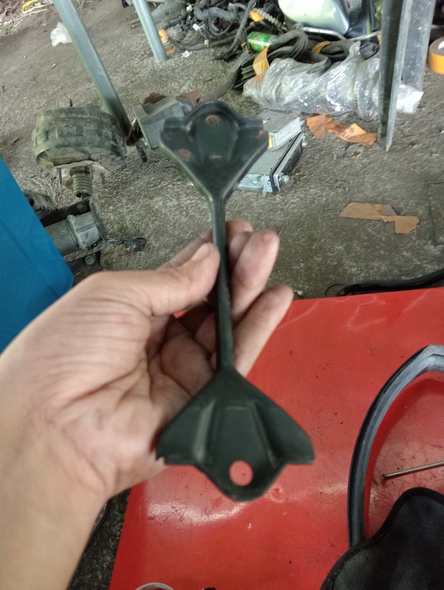 Chevrolet Optra | 1.6 | Battery Holder Bar