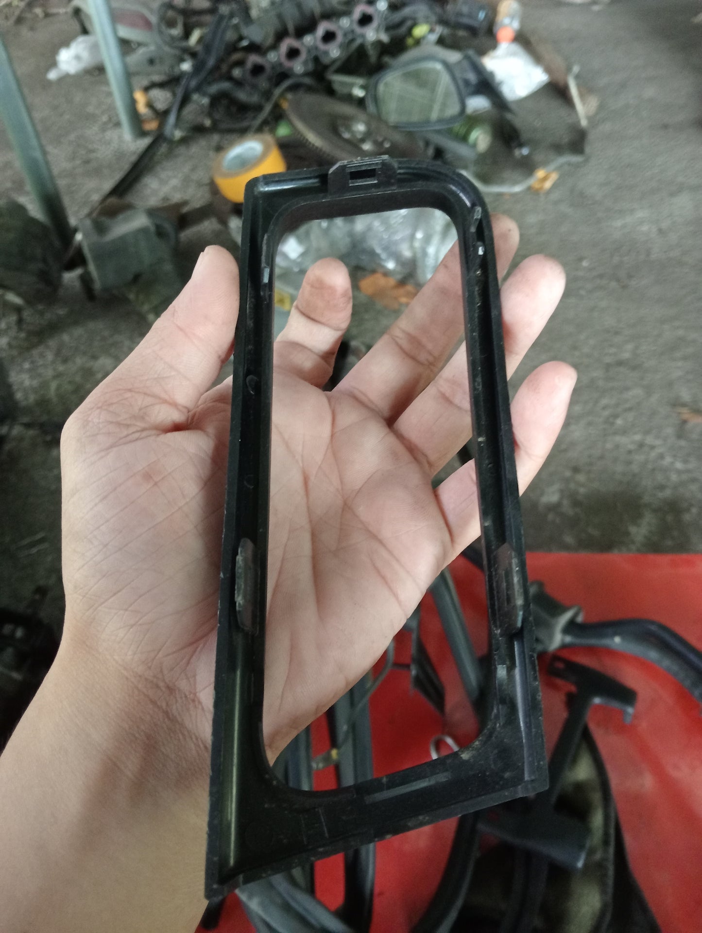 Chevrolet Optra | 1.6 | AC Trim Cover Front Driver Side