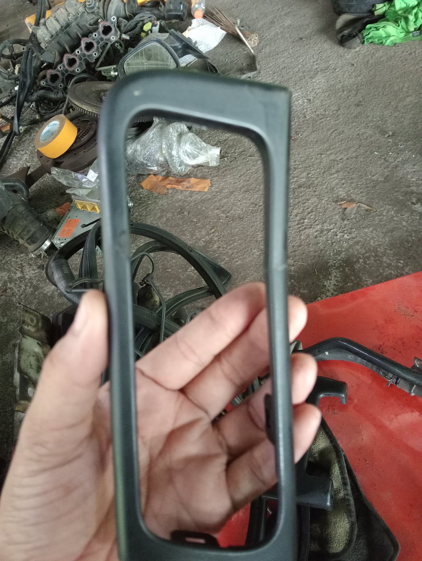Chevrolet Optra | 1.6 | AC Trim Cover Rear Driver Side