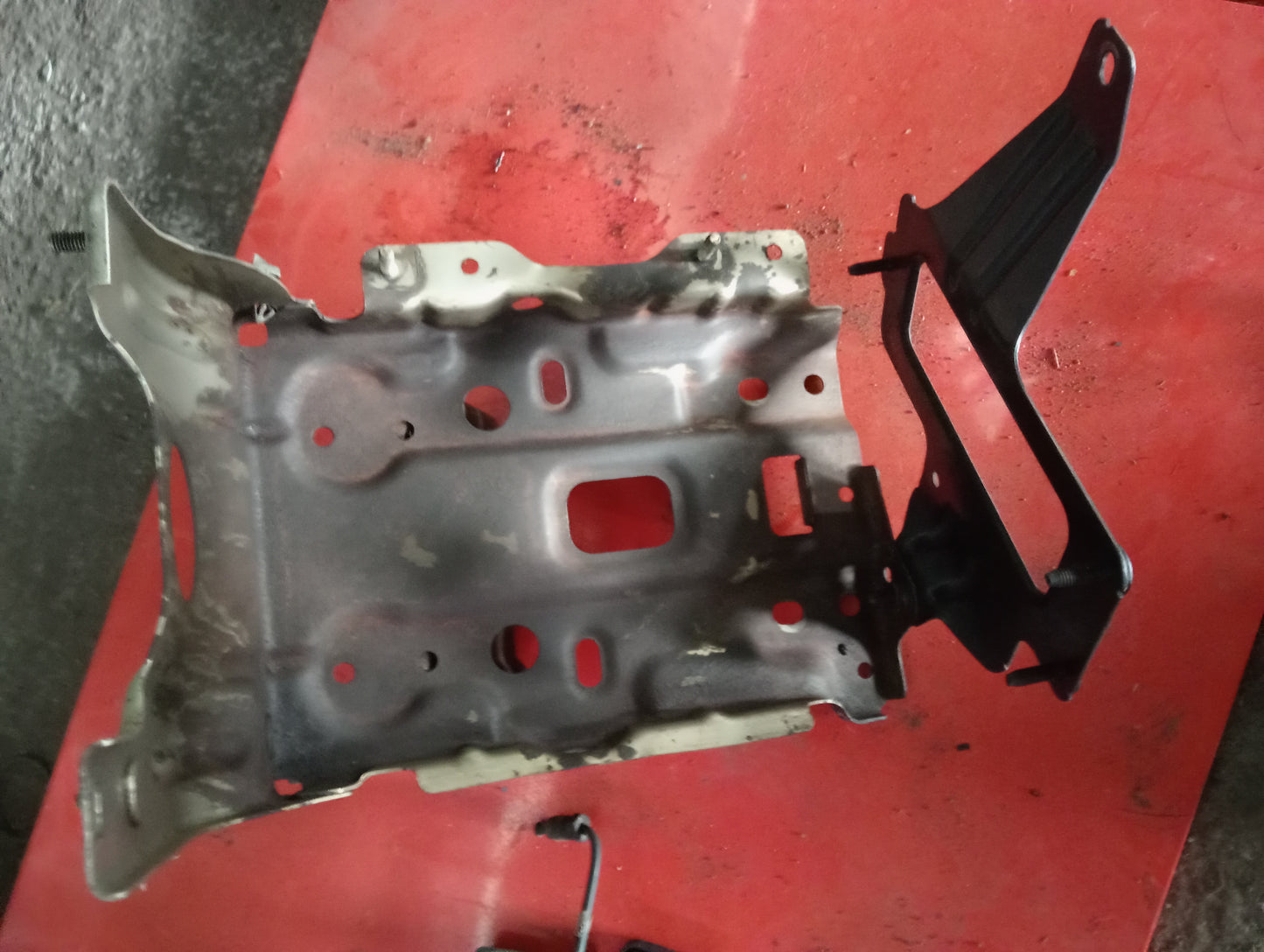 Chevrolet Optra | 1.6 | Battery Bracket